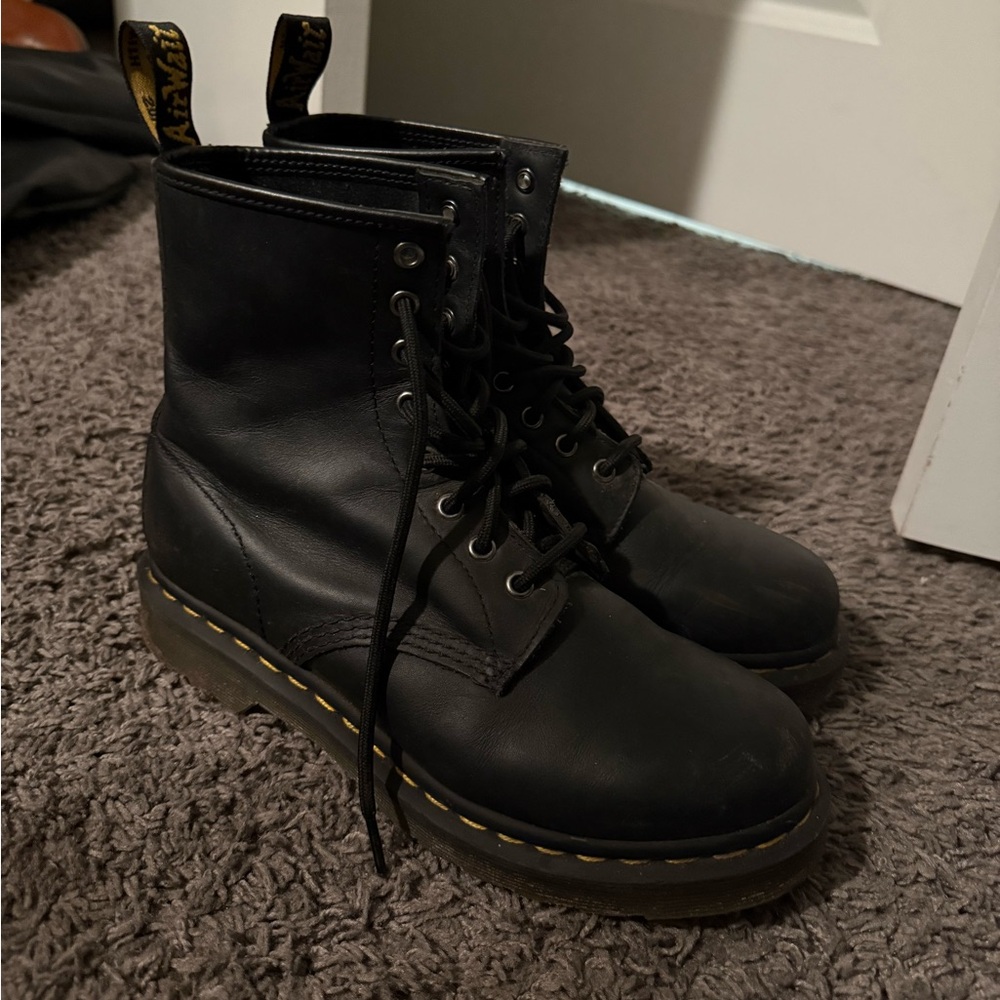 Doc Martens Women’s 1460 Smooth Leather Lace Up Boots